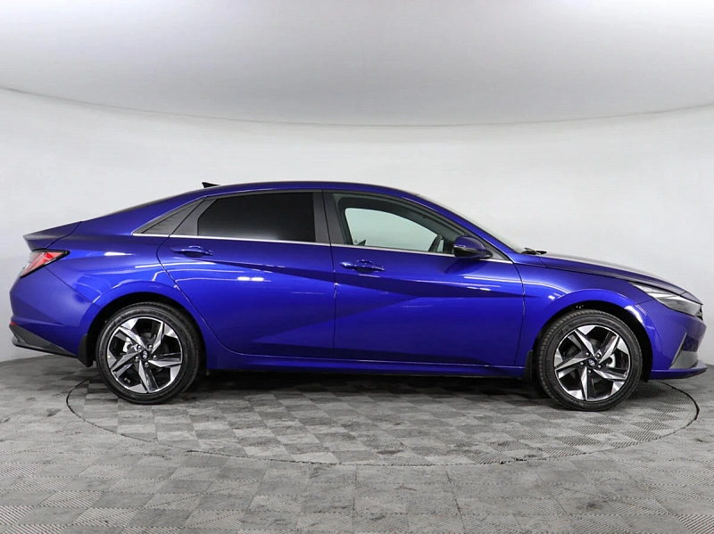Elantra