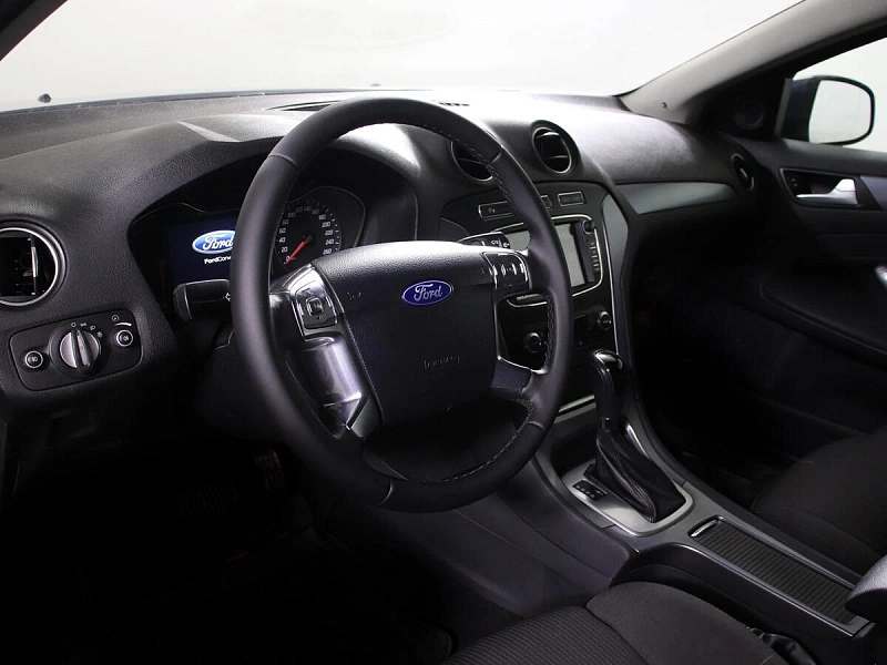 Mondeo
