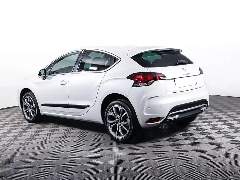 DS4