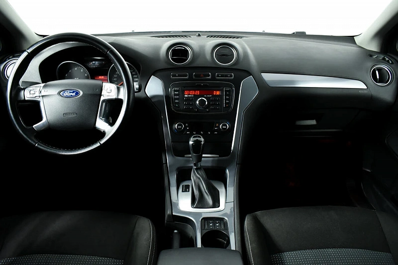 Mondeo
