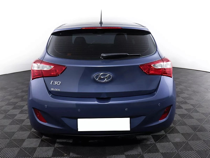 i30