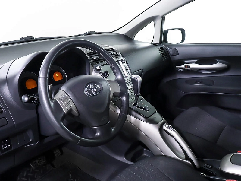 Auris