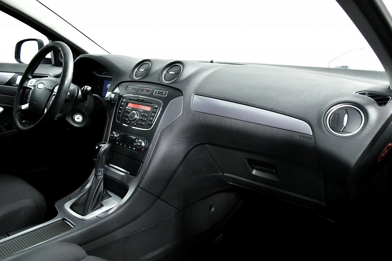 Mondeo