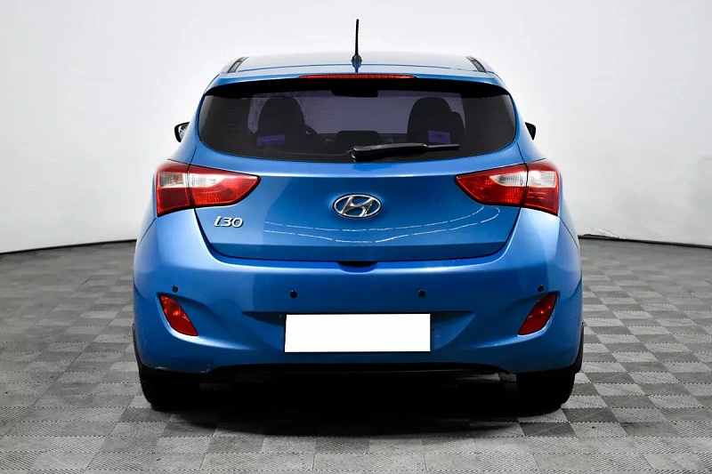 i30