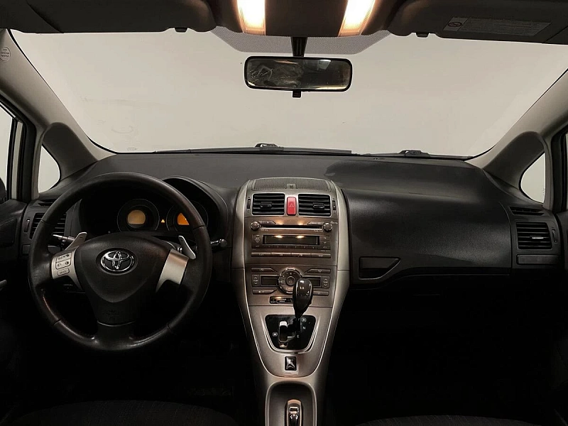 Auris