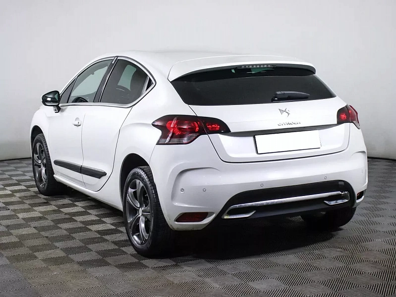 DS4