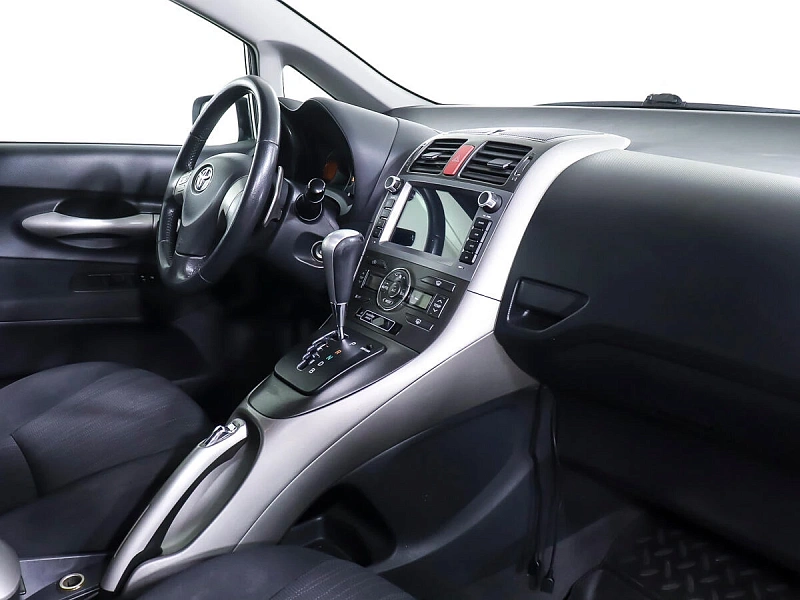 Auris