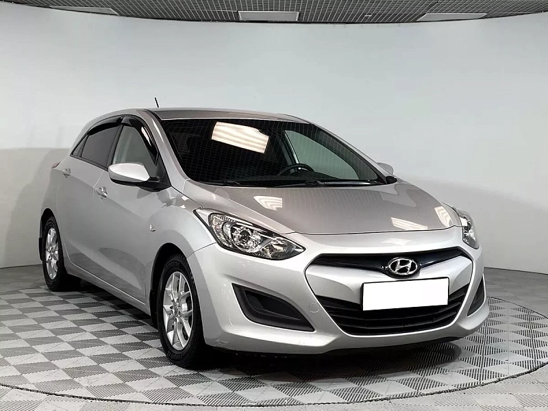 i30