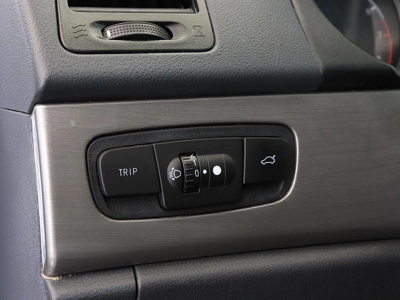 Emgrand X7