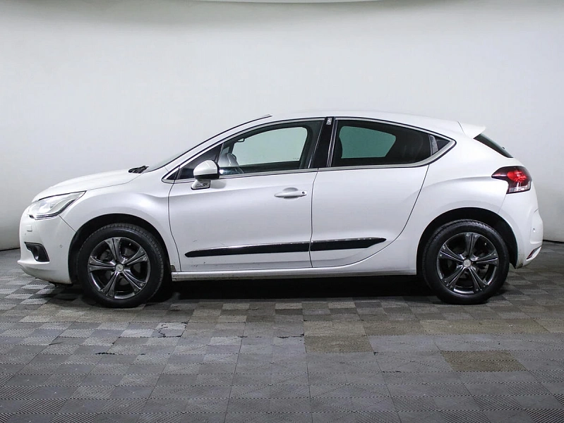DS4
