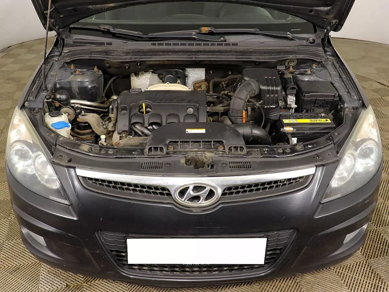 i30