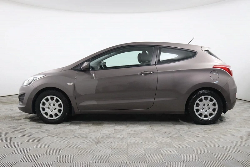 i30