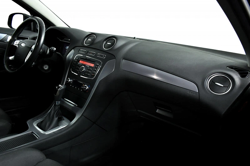 Mondeo
